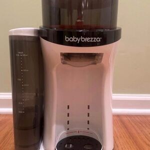 Baby Brezza Formula Dispenser
